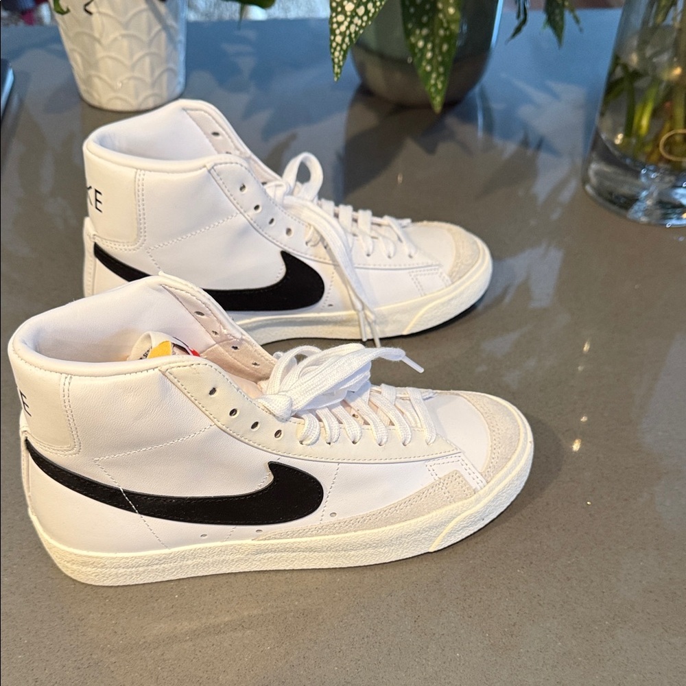 Nike White and Black High-Top Sneakers - Picture 5 of 8